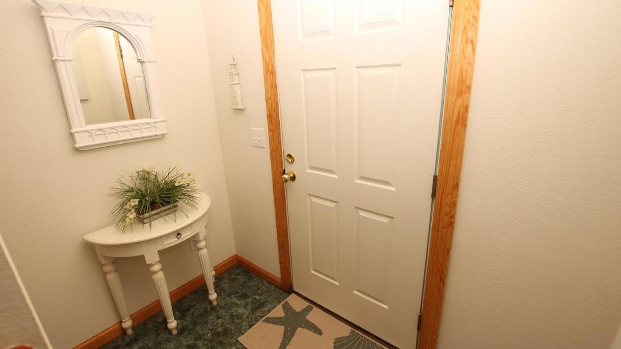 Ms160, Almost Heaven- Soundside, Pool, Hot Tub, Dogs Welcome! Corolla Exterior photo